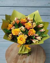 Букет цветов из:  Альстромерии и Розы в Юровка