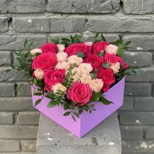 Цветочная композиция из Розы в коробке в Юровка