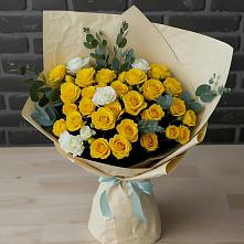 Букет цветов из:  Розы в Юровка