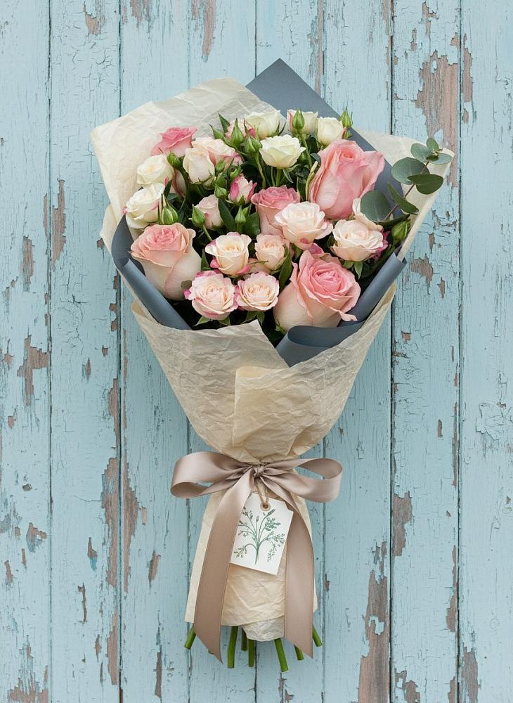 Букет цветов из: Розы в Юровка