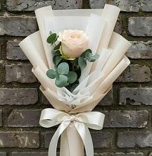 Букет цветов из:  Розы в Юровка