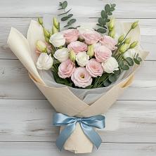 Букет цветов из:  Лизиантусы в Юровка