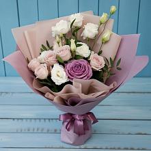 Букет цветов из:  Розы и Лизиантусы в Юровка