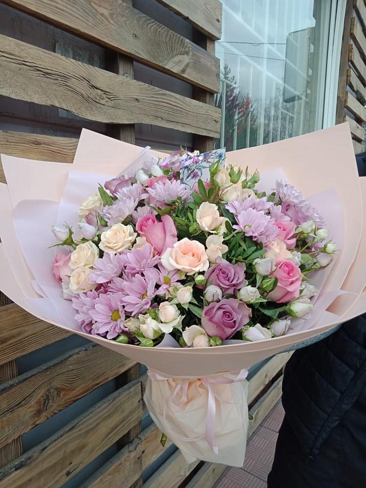 Букет цветов из: Розы и Хризантемы в Юровка