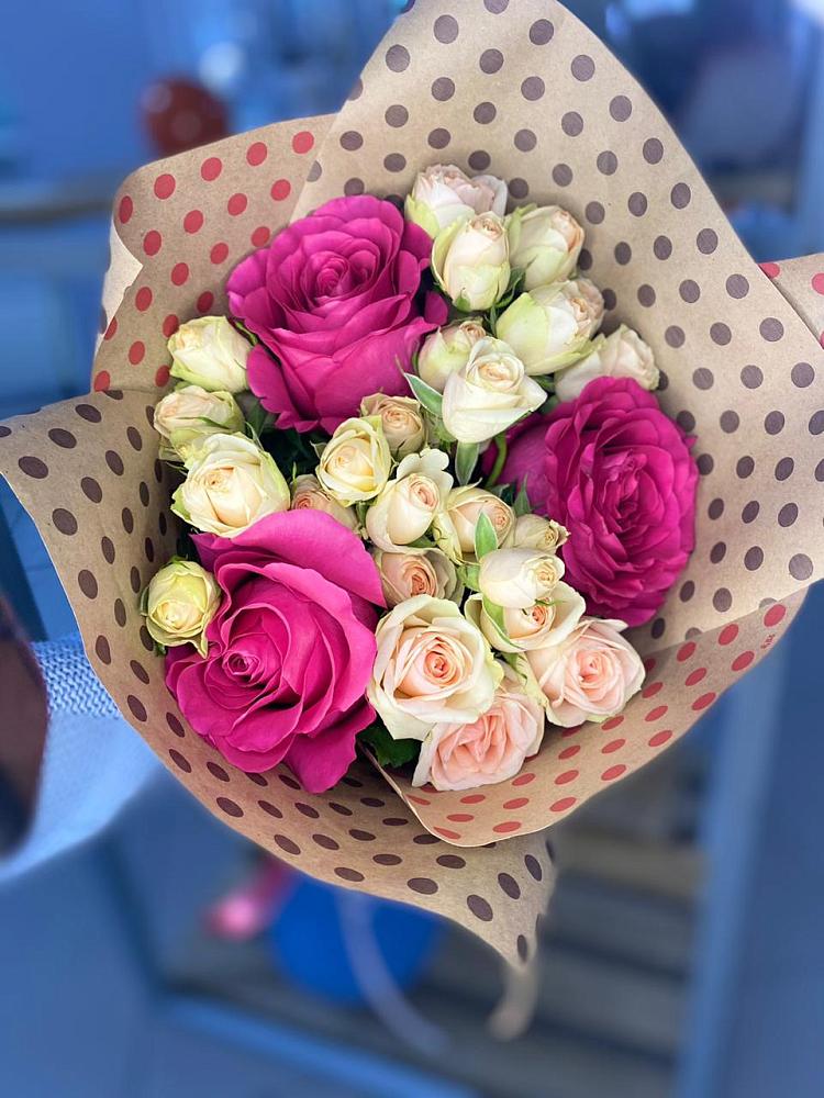 Букет цветов из: Розы в Юровка