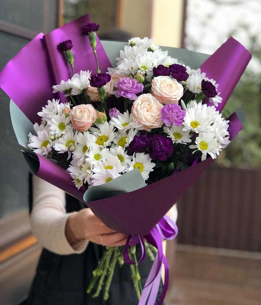 Букет цветов из: Хризантемы, Гвоздики и Розы в Юровка