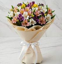 Букет цветов из:  Альстромерии в Юровка