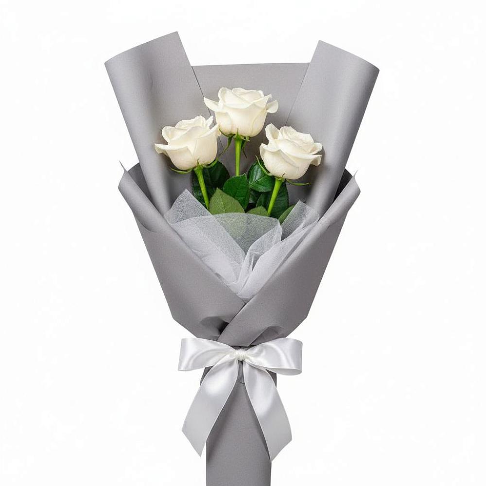 Букет 3 белые розы в Юровка