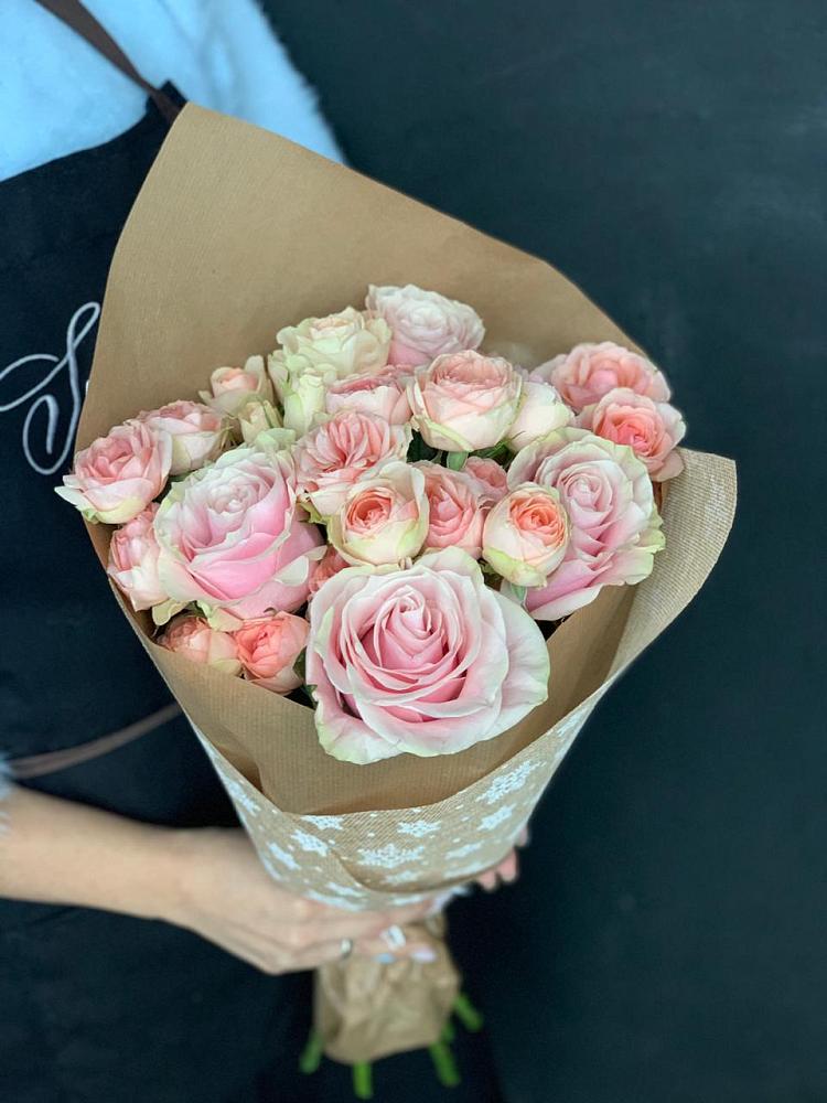 Букет цветов из: Хризантемы и Розы в Юровка