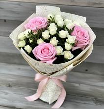 Букет цветов из:  Розы в Юровка