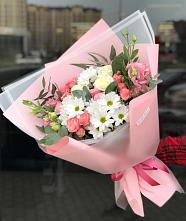 Букет цветов из:  Розы, Лизиантусы и Хризантемы в Юровка