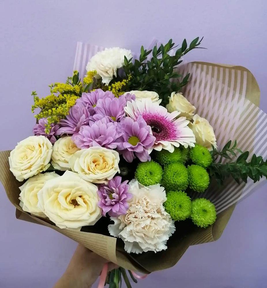 Букет цветов из: Хризантемы, Розы, Гвоздики и Герберы в Юровка