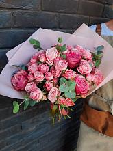 Букет цветов из:  Розы в Юровка