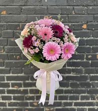Букет цветов из:  Герберы и Хризантемы в Юровка
