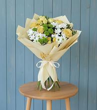 Букет цветов из:  Хризантемы и Розы в Юровка