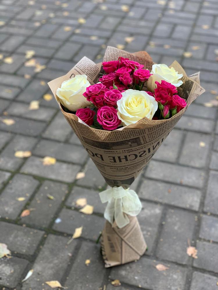 Букет цветов из: Розы в Юровка